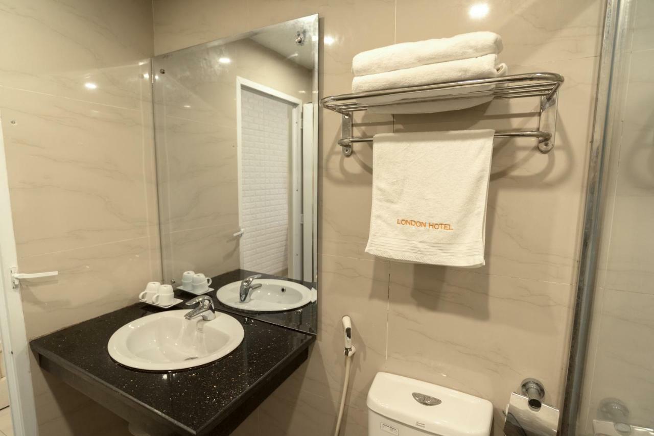 London Hotel 하롱 외부 사진